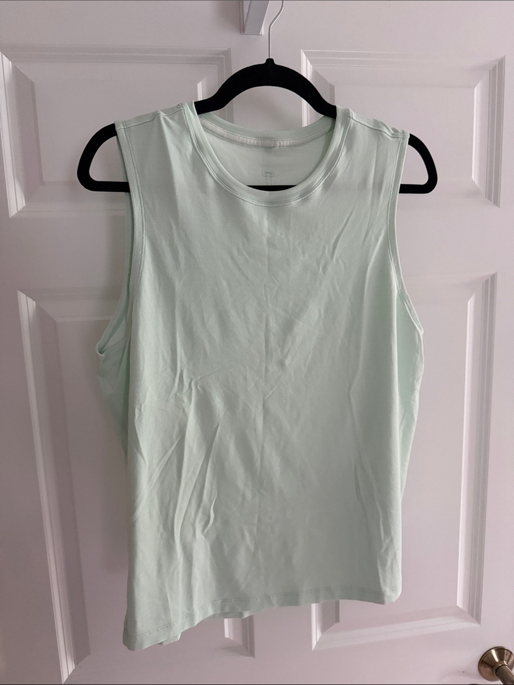 Lulu Sleeveless Crewneck Tank Top - Mint Green
